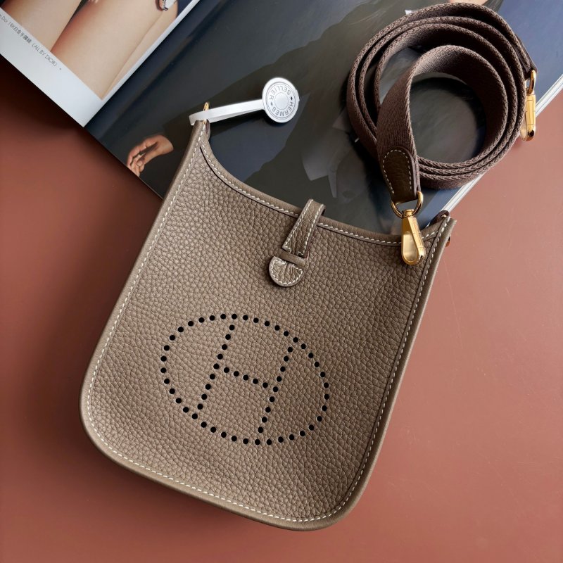 ::HERMES:: K刻 Mini Evelyne 16大象灰小牛皮金釦鏤空洞H LOGO灰背帶肩背斜背包-0