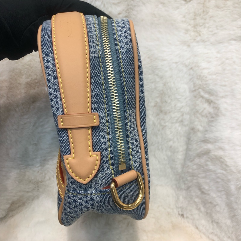 LV 牛仔棋盤格日字袋斜版 丹寜 男/女 XC197-3