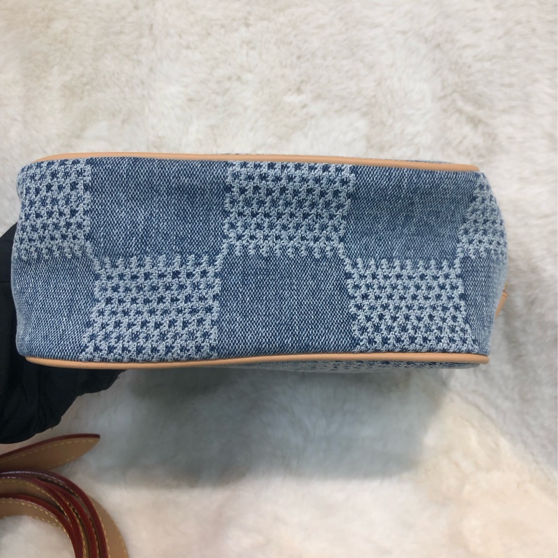 LV 牛仔棋盤格日字袋斜版 丹寜 男/女 XC197-5