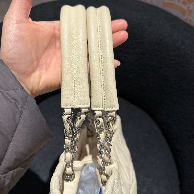 香奈兒Chanel奶油白色大雙C鏈條單肩托特包-11