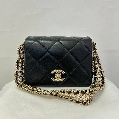 CHANEL黑羊金釦短肩背包