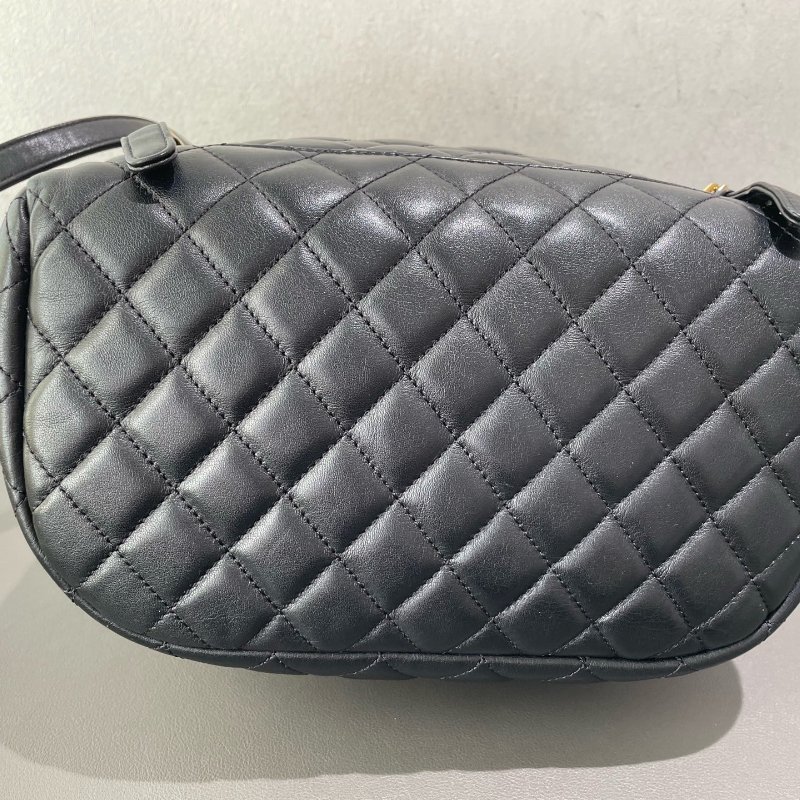 Chanel香奈兒薩爾茨堡黑金雙肩包-8