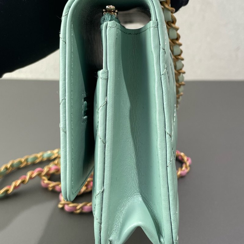 閒置新 Chanel香奈兒彩虹手柄牛油果綠WOC芯片款-2