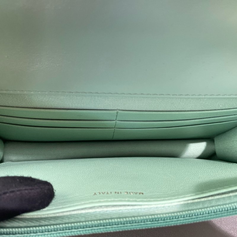 閒置新 Chanel香奈兒彩虹手柄牛油果綠WOC芯片款-13