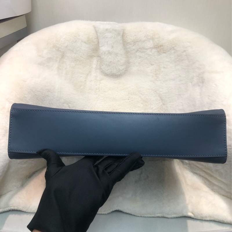LV Navy EPI tote bag 公事包 XC202-4