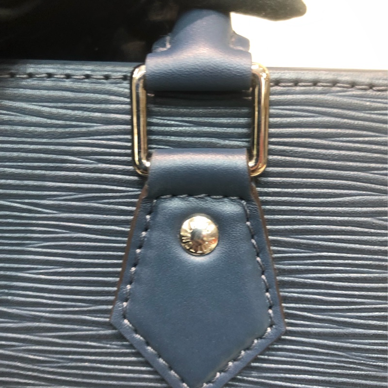LV Navy EPI tote bag 公事包 XC202-13