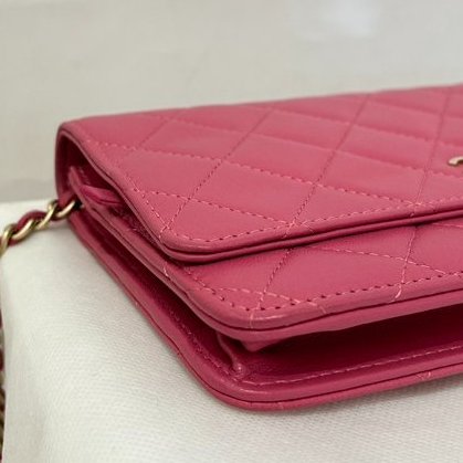 CHANEL粉羊皮霧金WOC-6