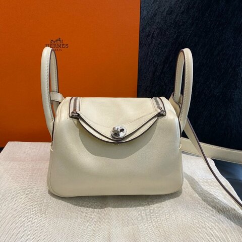 愛馬仕Hermes Lindy 奶油白銀扣Swift皮迷你包