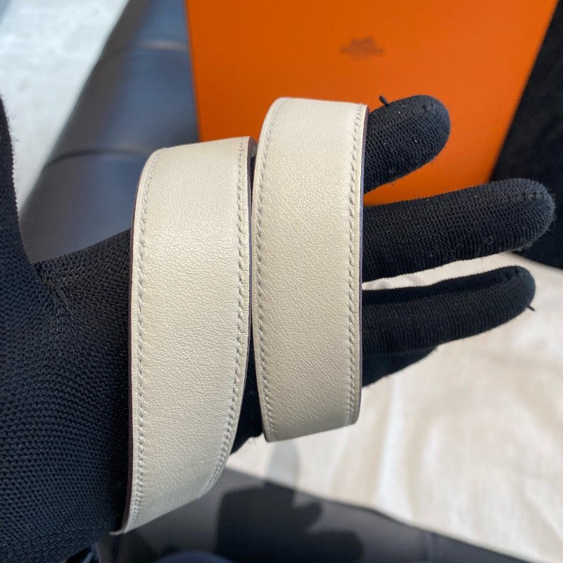 愛馬仕Hermes Lindy 奶油白銀扣Swift皮迷你包-5