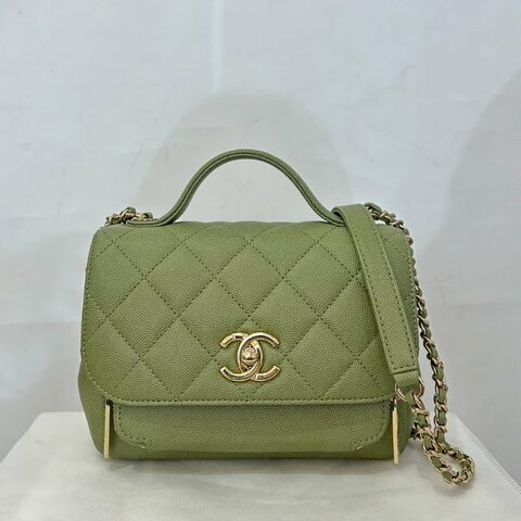 CHANEL 抹茶綠淡金郵差包