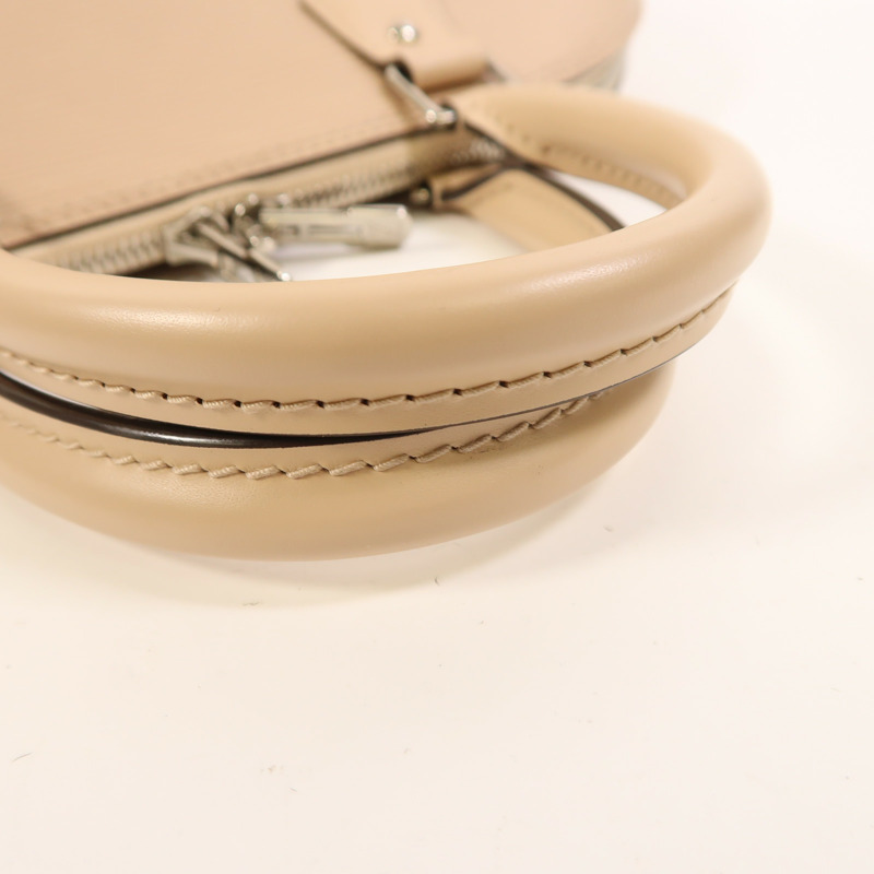 LOUIS VUITTON Epi Alma MM銀扣手挽袋-17