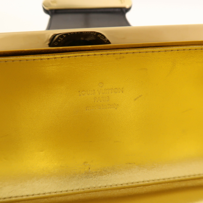 LOUIS VUITTON 牛皮皮革Chain Shoulder金扣鏈帶肩背袋-6