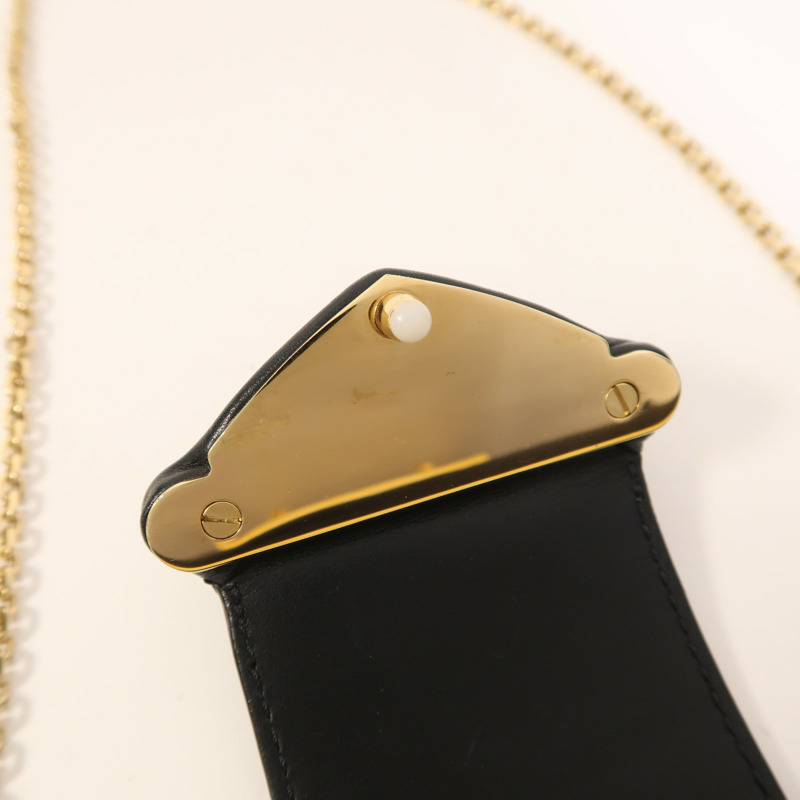LOUIS VUITTON 牛皮皮革Chain Shoulder金扣鏈帶肩背袋-16