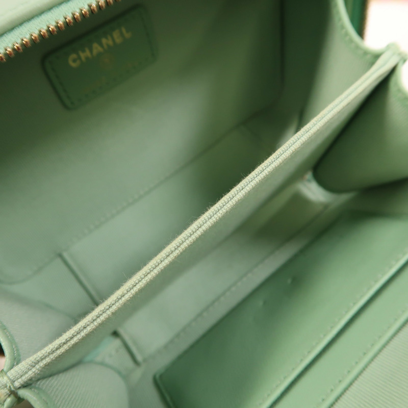 CHANEL 牛皮皮革Vanity Case金扣手挽肩背兩用袋-4