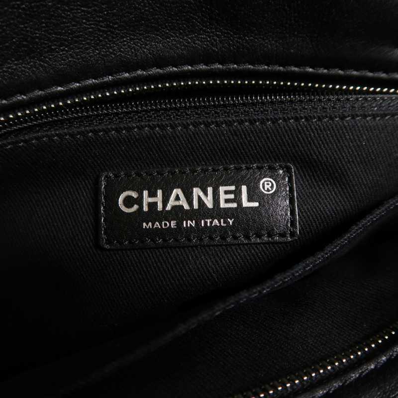 CHANEL 牛皮皮革Chain Shoulder銀扣鏈帶肩背袋-5