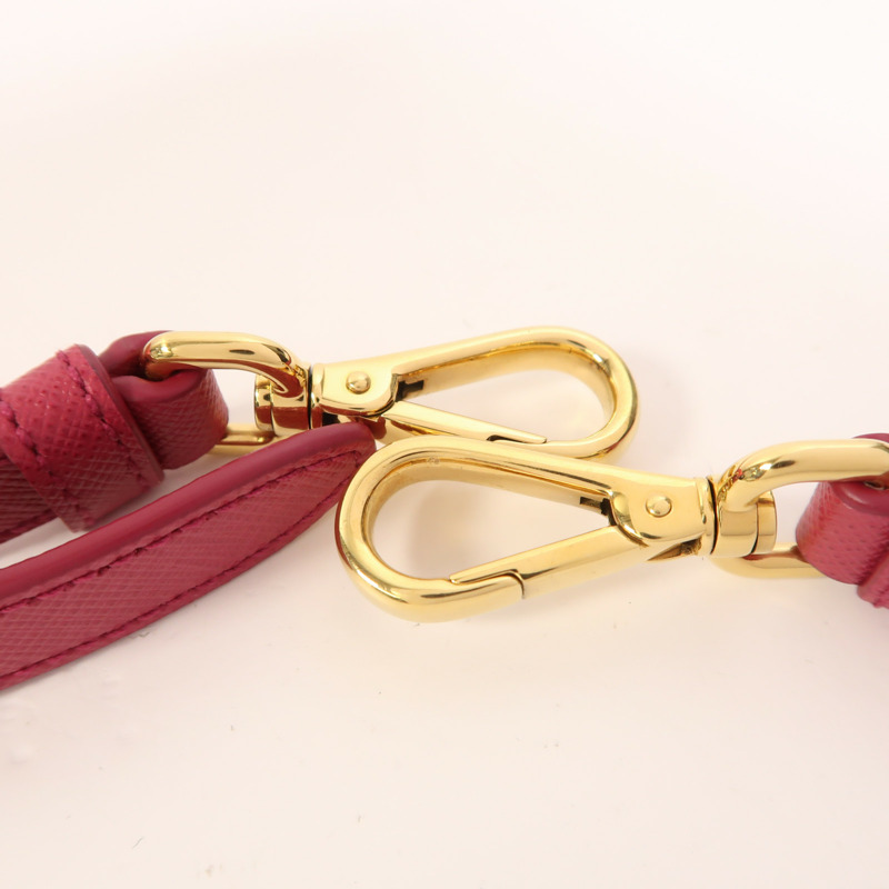 PRADA 尼龍Shoulder Bag金扣肩背袋-16