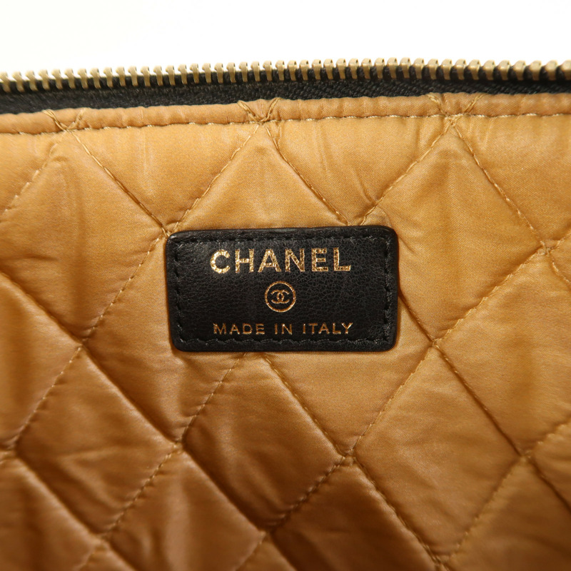 CHANEL 羊皮皮革Clutch金扣手拿包-5