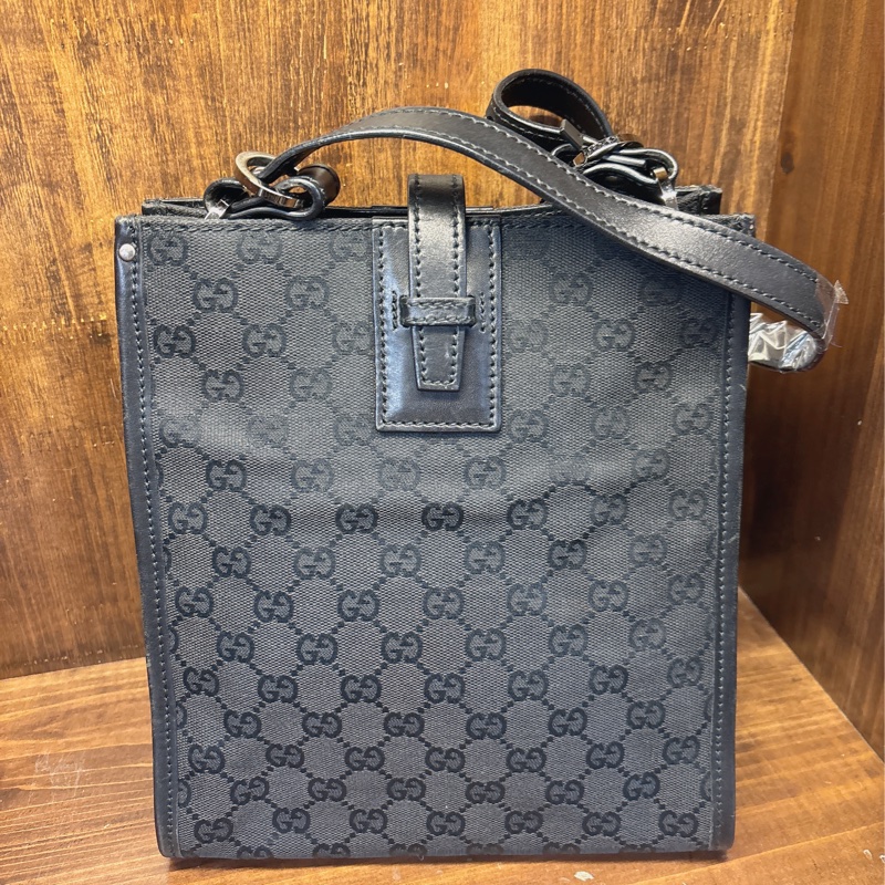 Gucci 黑色手提包-0