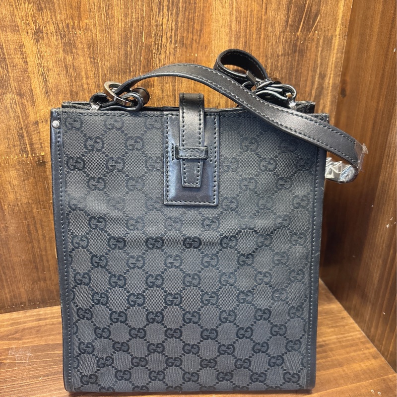 Gucci 黑色手提包-1