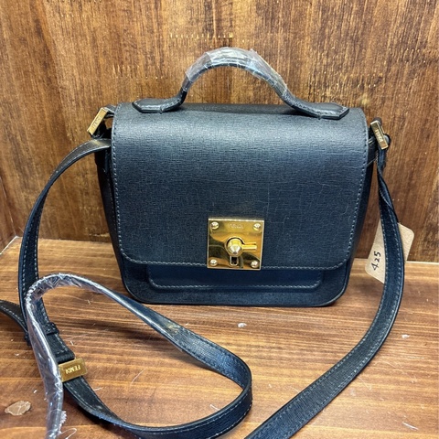 Fendi 手提斜孭袋