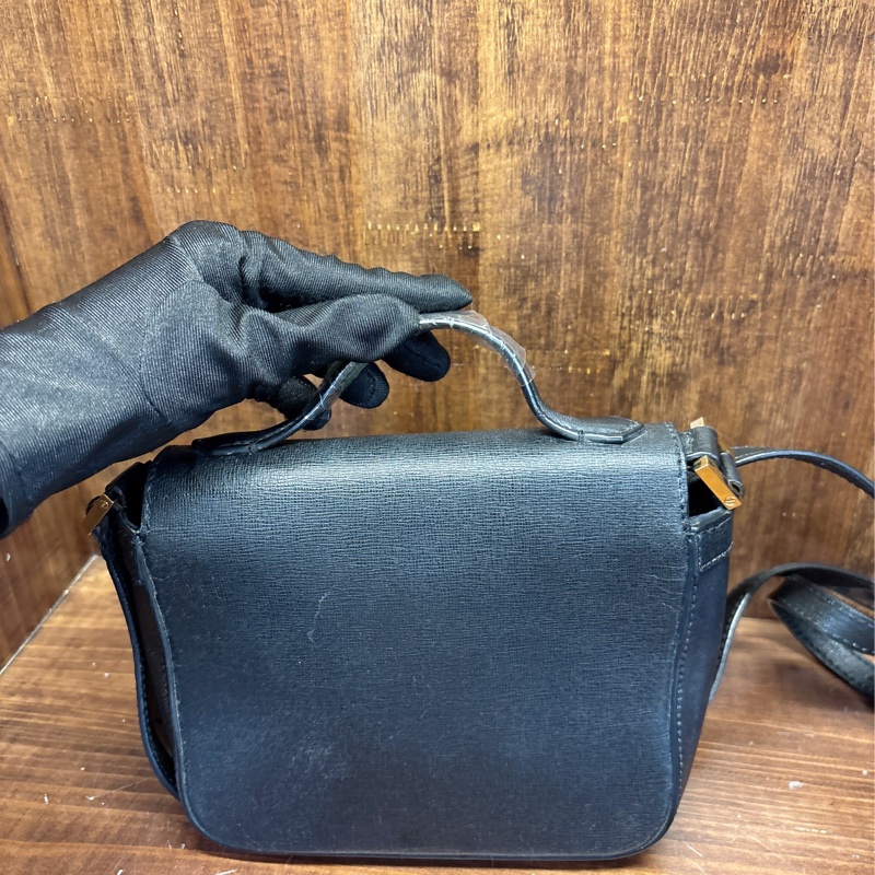 Fendi 手提斜孭袋-2