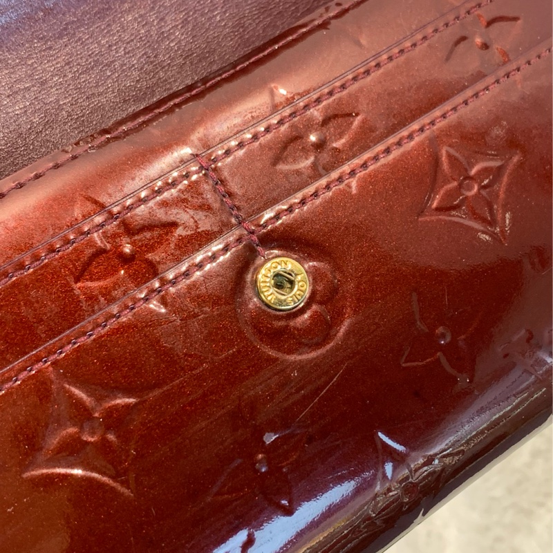 不失禮新年賀禮必送🧧LV暗紅漆皮長款銀包-9