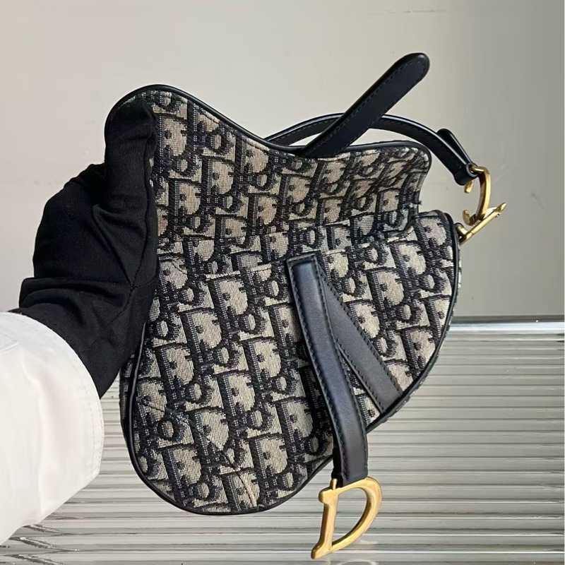 🔥新到：Dior / 迪奧 藍色老花滿印帆布黑色皮拼接金色D扣，尺寸：19cm-2