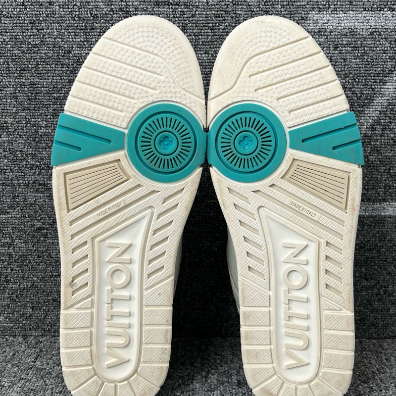 95新LouisVuitton路易威登 白色trainer板鞋@42碼-7