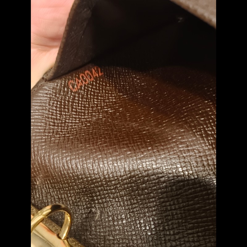 日本帶回絕版LV格子紋，狀況良好筆記本封面-3