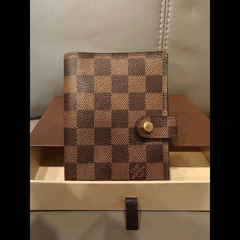 日本帶回絕版LV格子紋，狀況良好筆記本封面-11