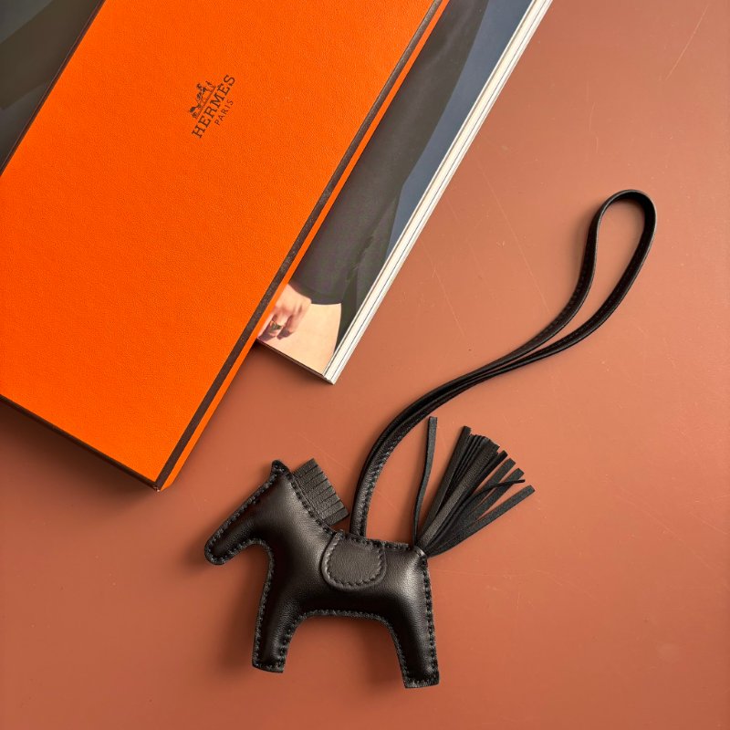 Y刻 ::Hermès::Rodeo Pegase PM 黑色小馬吊飾 掛飾-0