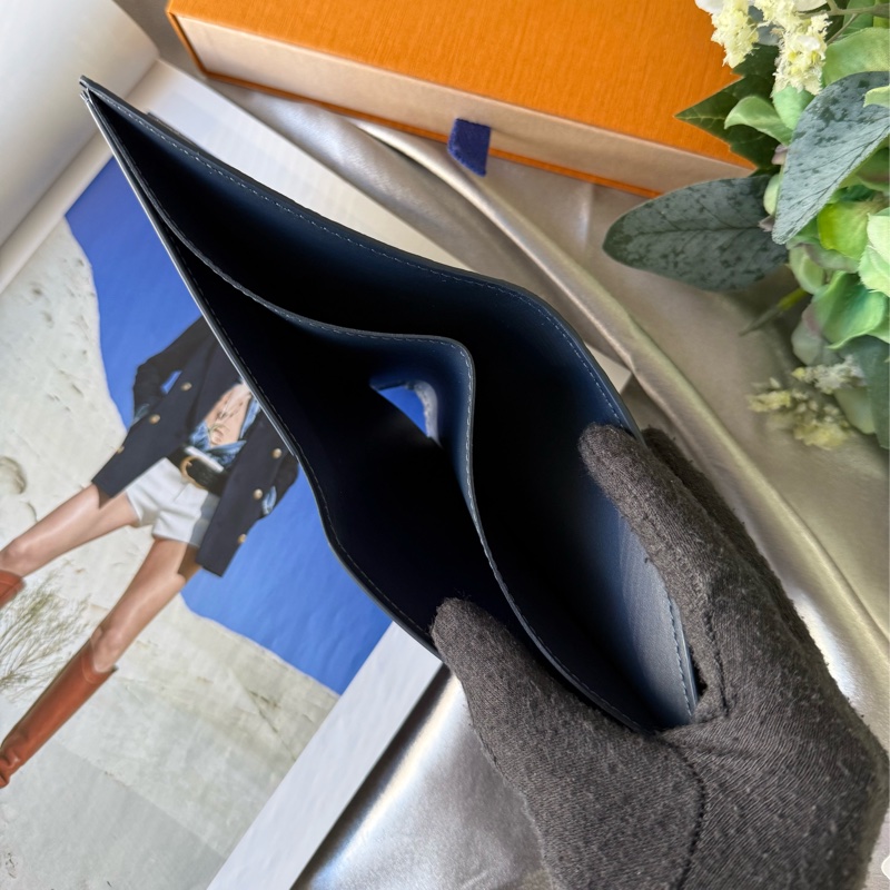 Multiple Shadow 牛皮對開短夾(墨藍色/白色) M83379-6