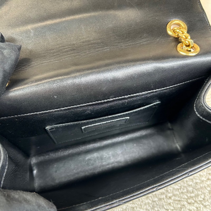 YSL聖羅蘭黑金V紋信封包郵差包 鏈條肩帶可單肩可斜挎 容量實用 適合日常使用-20