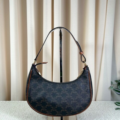 sh smd ZZZ 賽琳Celine老花凱旋門豌豆腋下包 經典老花圖案復古又百搭 流暢包型簡約大氣 腋下背精緻隨性 容量能裝下日常小物