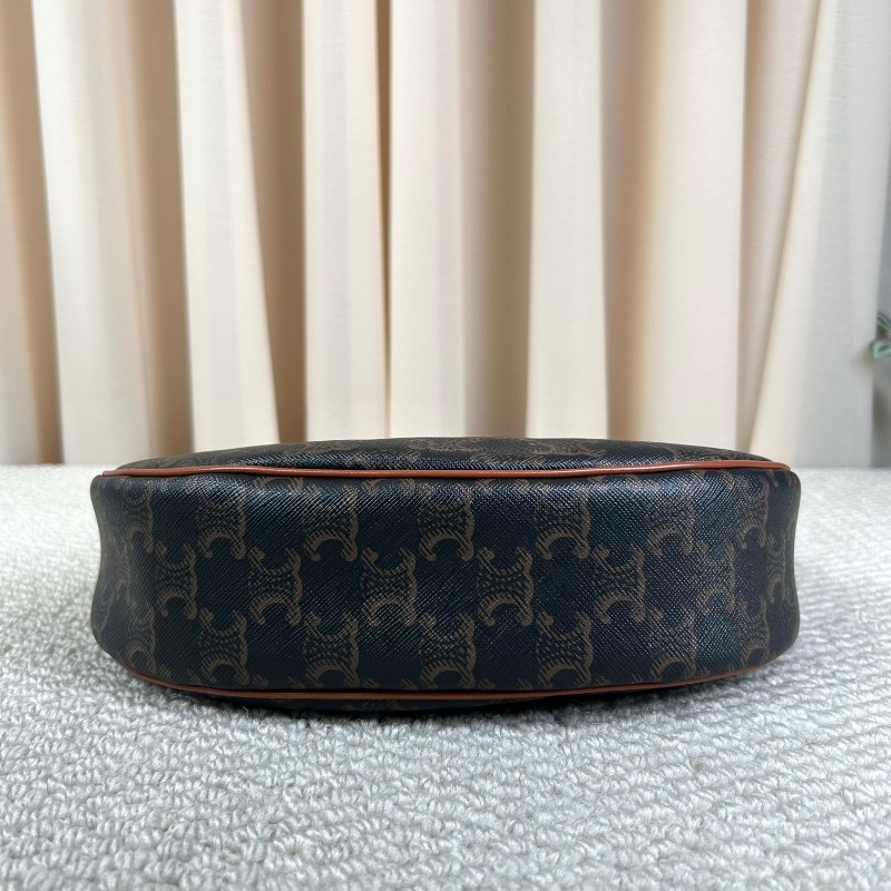 sh smd ZZZ 賽琳Celine老花凱旋門豌豆腋下包 經典老花圖案復古又百搭 流暢包型簡約大氣 腋下背精緻隨性 容量能裝下日常小物-4