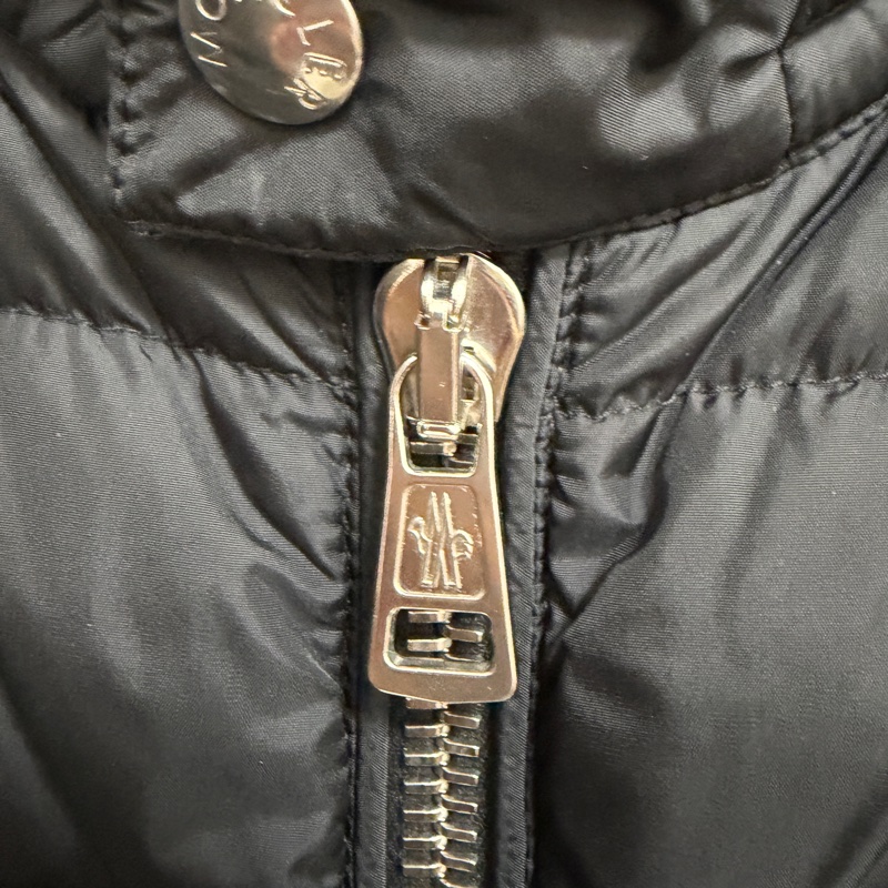 Moncler Amiot 黑色羽絨外套 絎縫尼龍塔夫綢羽絨外套-3