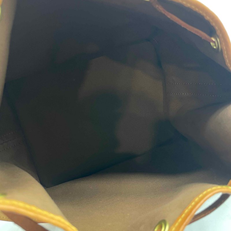 LV 字紋中款水桶包-7