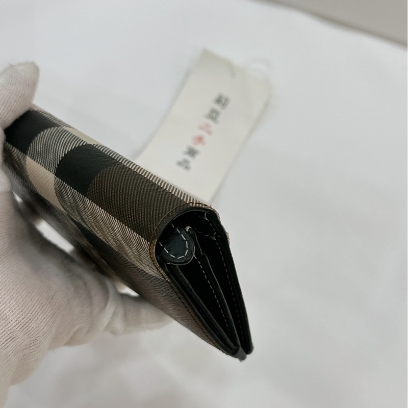 莉亞精品♡ Burberry 格紋對開長夾 二手美品-8