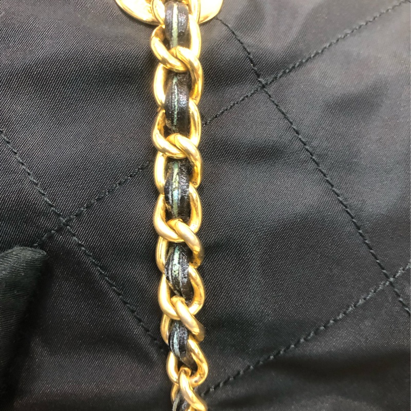 PRADA 中古黑色鏈條包 XB998-12