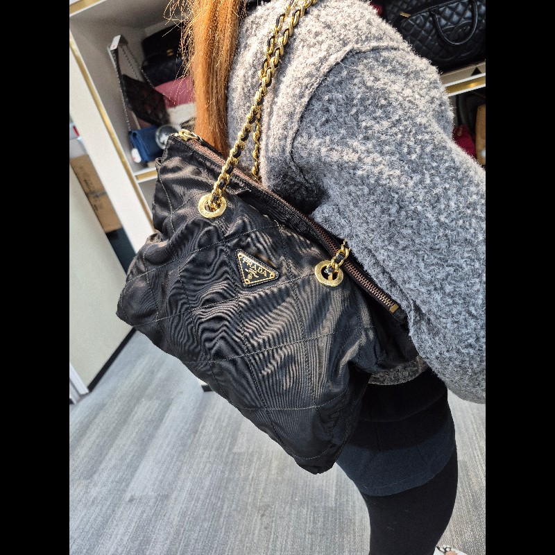 PRADA 中古黑色鏈條包 XB998-8
