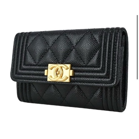 Chanel boy零錢包 晶片款 近全新 沒有膜 但無任何使用痕跡