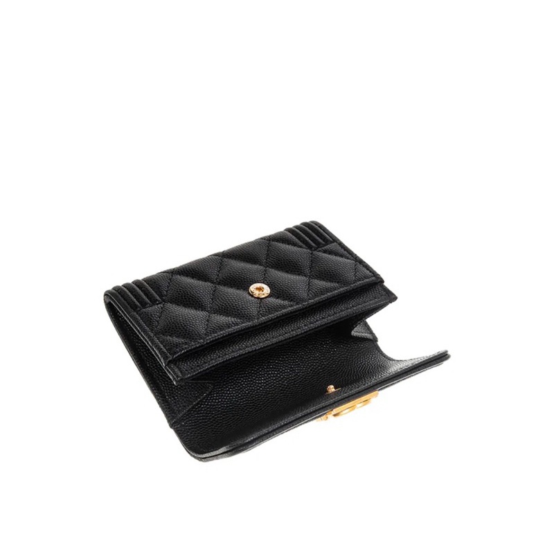 Chanel boy零錢包 晶片款 近全新 沒有膜 但無任何使用痕跡-1