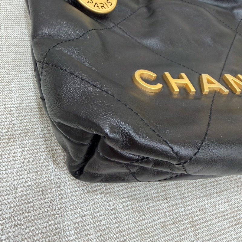 香奈兒 Chanel 22bag mini 黑金-11