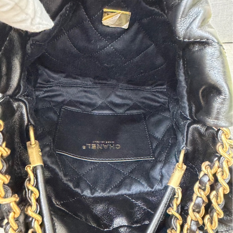香奈兒 Chanel 22bag mini 黑金-21