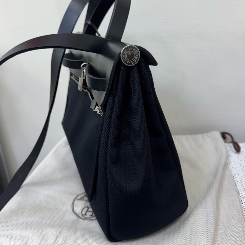 Hermes黑帆布銀釦HERBAG31-1
