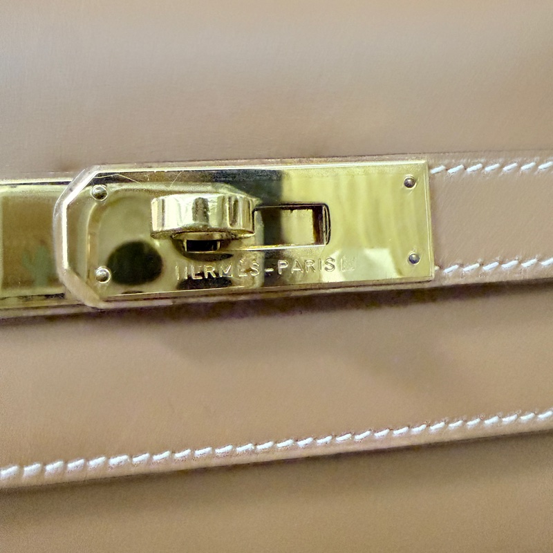 Hermes Kelly 32-17