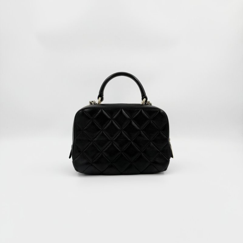 CHANEL - 黑色羊皮Trendycc雙拉鍊保齡球包╻ 小號-2