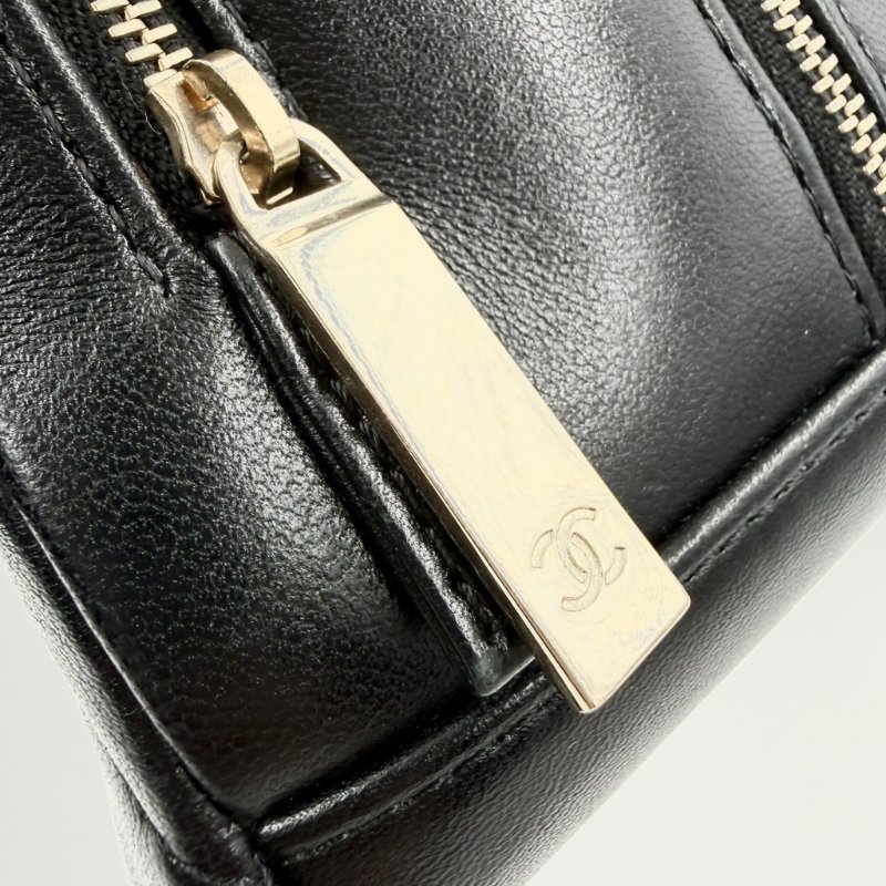 CHANEL - 黑色羊皮Trendycc雙拉鍊保齡球包╻ 小號-26