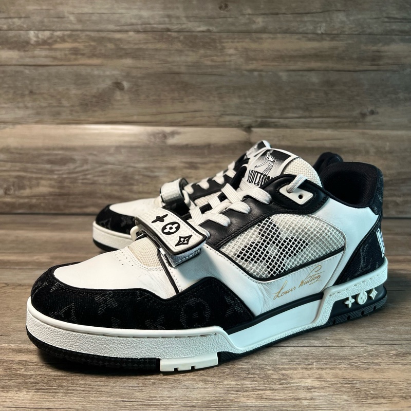 LOUIS VUITTON LV Trainer 黑白牛仔 魔術貼 熊貓 42碼-0