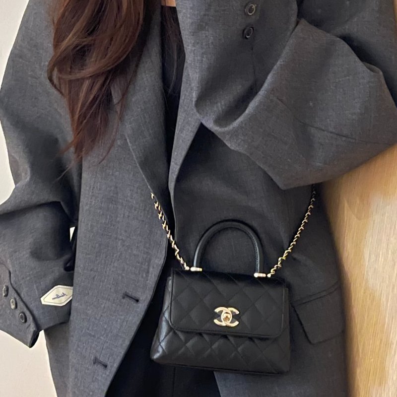 CHANEL -黑色淡金釦荔枝皮╻Mini Coco Handle-1
